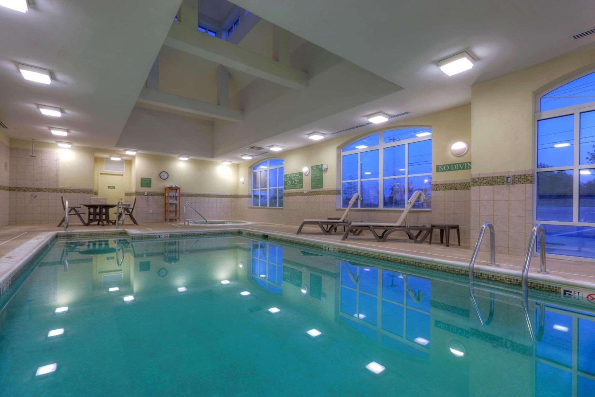 Country Inn & Suites By Radisson, Fredericksburg, Va สิ่งอำนวยความสะดวก รูปภาพ