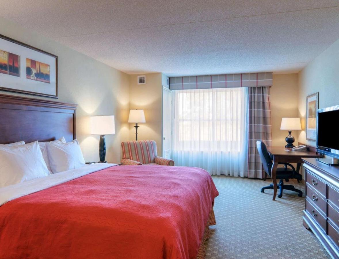 Country Inn & Suites By Radisson, Fredericksburg, Va ภายนอก รูปภาพ